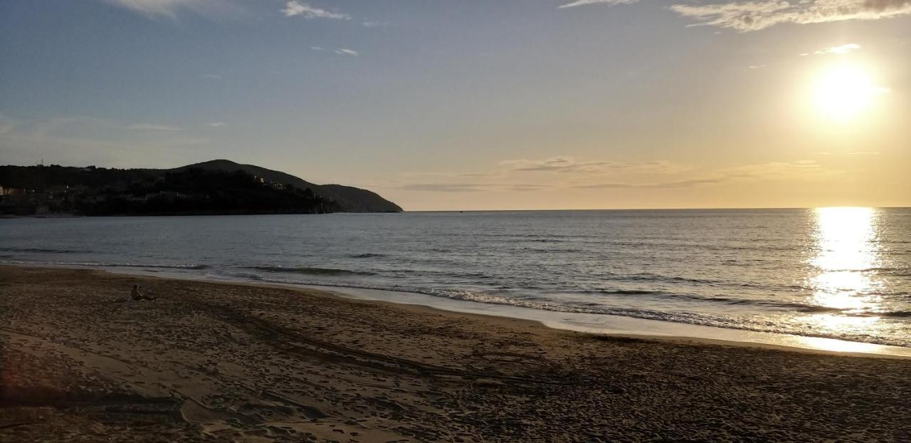 Casa Floris Bed & Breakfast Agropoli Exterior photo